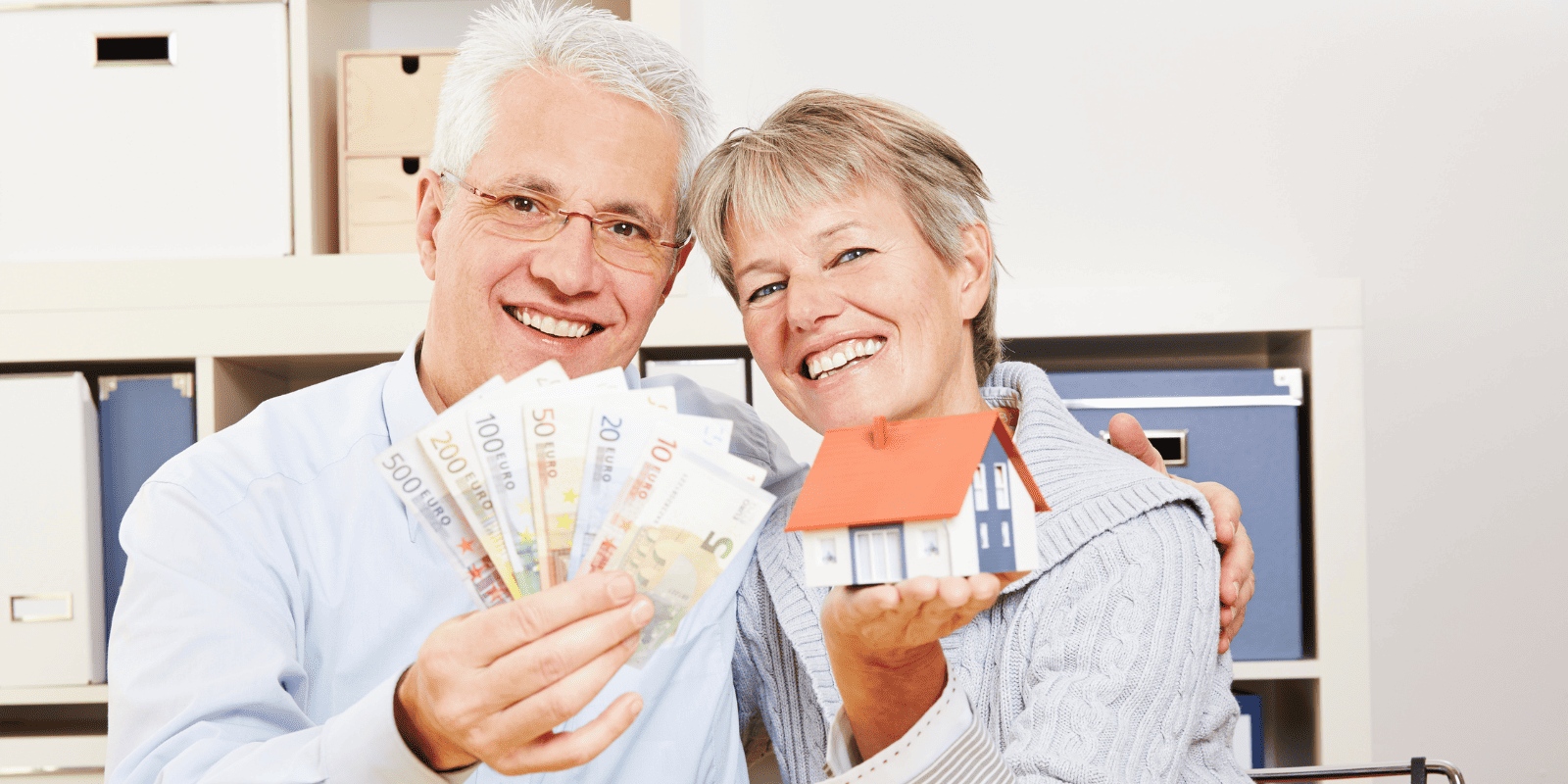 Golden Years Gleaming: Top Reasons Seniors Should Sell Their Home Fast